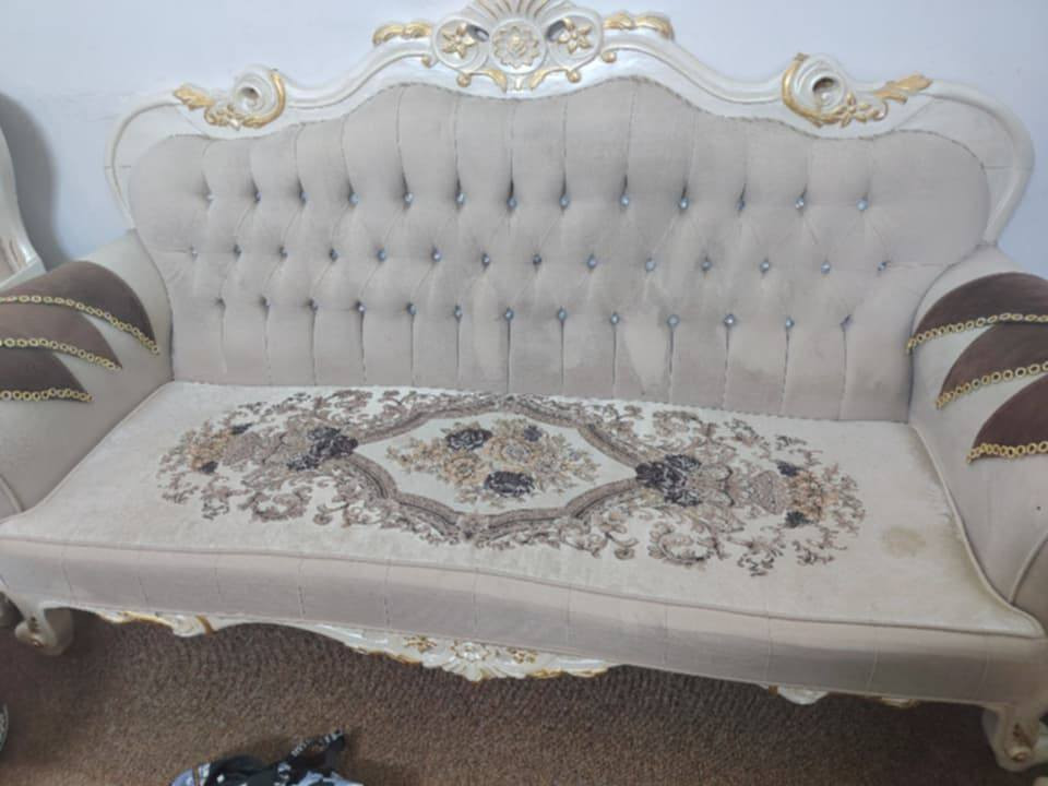 تخم قنفات تركي ١٠ مقاعد السعر ٦٠٠ الف قفل
مكان حي الجهاد


**إذا كنت صاحب هذا الإعلان وتريد حذفه لأي سبب، رجاءا أرسل رسالة إلى الدعم الفني**