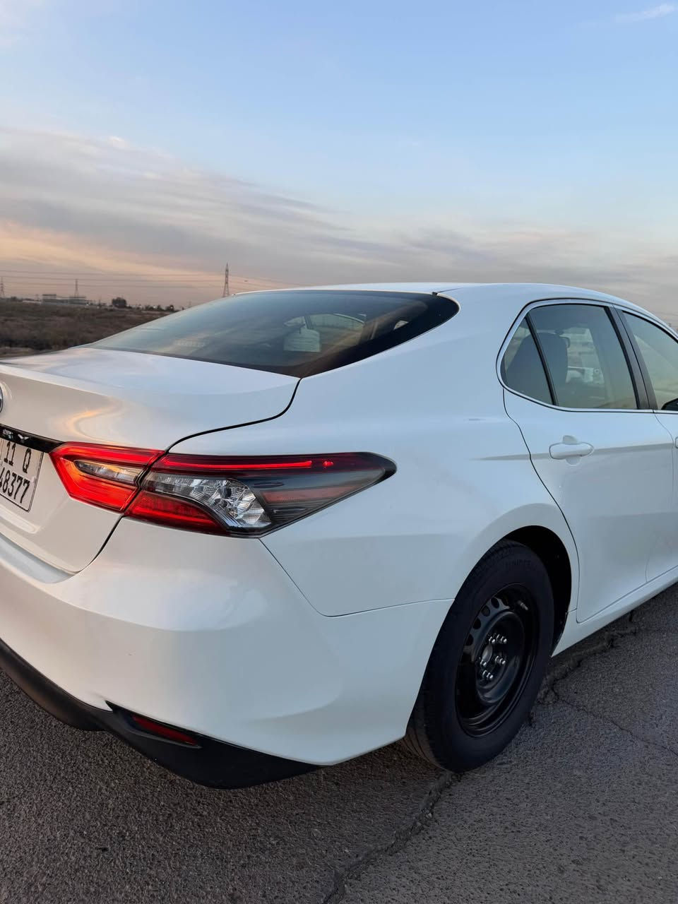 السلام عليكم سايره كامري2024Lx هايبرد تكسي دبي عدت صبغها هنا بغداد +تخم ياباني اصلي + بك لايت لد السياره نضيفة وعلى ايدي ب حاله ممتازه 
للاستفسارر اتصال على رقم***********
ممتواجد ب الفيس قليل
