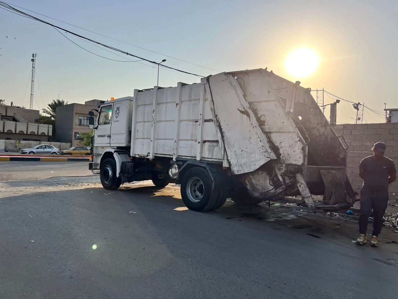 إسلام عليكم للبيع 
سكانيه مكينه كير خير من لله 
مجموعه سبرنك حموله (8)طن سياره جاهزه 
ملاحضه ! سياره بدون رقم 
استفسار (‭***********‬)
