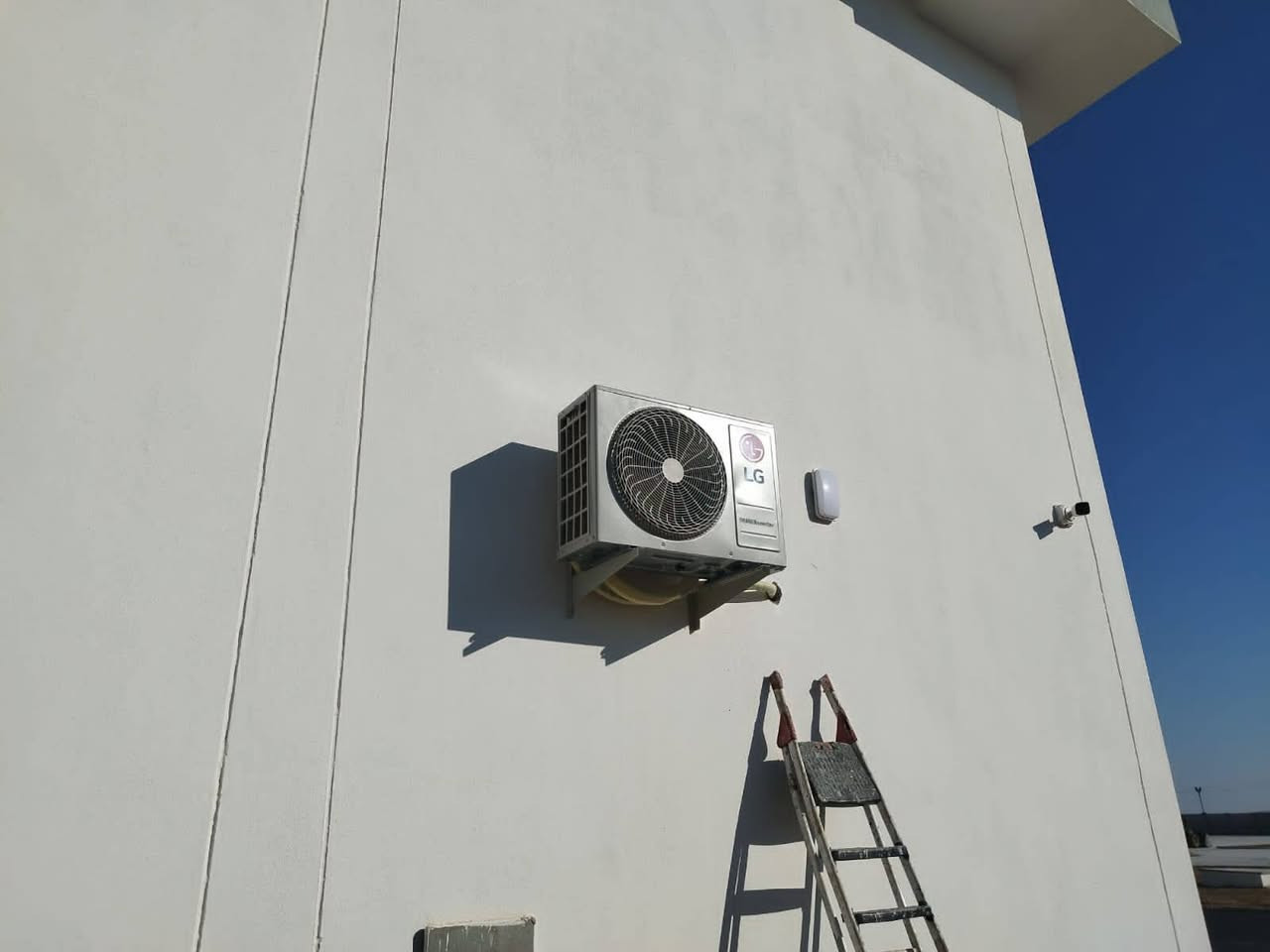 #مع بدايه الحر ضبط تبريدك وفوت
نصب وصيانه  كافه السبالت وبضمان 1 موسم

#شحن غاز.  #تنضيف  #وصيانه السبلت

باسعار مناسب و مختلف عن الجميع

تجهيز سبالت كافه الانواع

#هشام_الداووددي

***********
