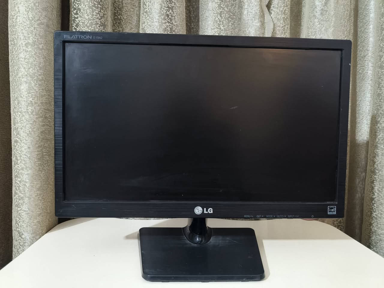 سلام عليكم غراض حاسبه للبيع
كيس DELL الصغير 
رامه 2GB
كرت شاشه 1GB
معالجه core-i5_جيل الثالث
بور سبلاي 300W
كيس DELL الجبير
رامات 4GB
كرت شاشه 512m
يجي دبل معالج وثمانيه منافذ رامات 
بور سبلاي 1000W
كيس الرصاصي 
راماته 2*2*2*2 
بور سبلاي 450W
شاشه LG 
60HZ
عدد 4 كيسات وشاشه 
و كيبورد وماوس
ومعالج ثاني CORE-i5 جيل ثاني 
3 بور سبلاي فحم 500W
اخوان ابيع شلعه مابيع قطع 
سعرهن كلهن 100 وبيهن مجال بسيط


**إذا كنت صاحب هذا الإعلان وتريد حذفه لأي سبب، رجاءا أرسل رسالة إلى الدعم الفني**