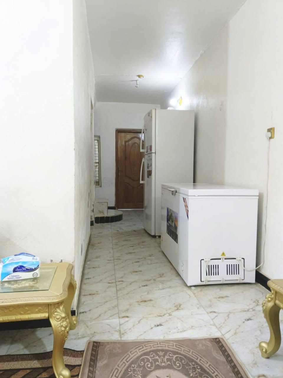 🏡 دار سكن للبيع – فرصة مميزة

📍 العنوان: الجلبية / خلف محلات الجوادين
📐 المساحة: 100 متر (عكادة)

🔹 تفاصيل الدار:
▪️ الطابق الأرضي:
غرفتين نوم + صالة + استقبال + مطبخ
صحيات داخلية وخارجية

▪️ الطابق الأول:
غرفة + بيتونة + سطح

✨ مميزات الدار:
✔️ الدار نظيف وكما موضح في الصور
✔️ موقع حيوي ومناسب للسكن
✔️ تتوفر كافة الخدمات (ماء – كهرباء – تبليط – مجاري)

📞 للاستفسار:
مراجعة مكتب علاء الخالدي للعقار
أو الاتصال على الرقم: ***********
📲 يتوفر واتساب
