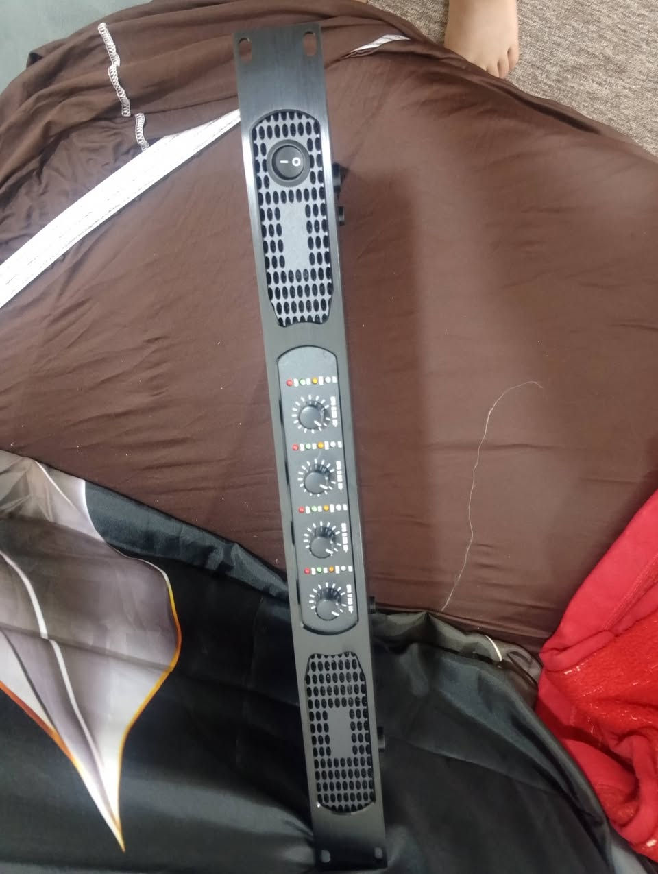 مكسر صوت
مزاد في التعليقات اعلى سعر ابيع ( خاص ماسنجر مسدود )
للتواصل واتساب : ***********
