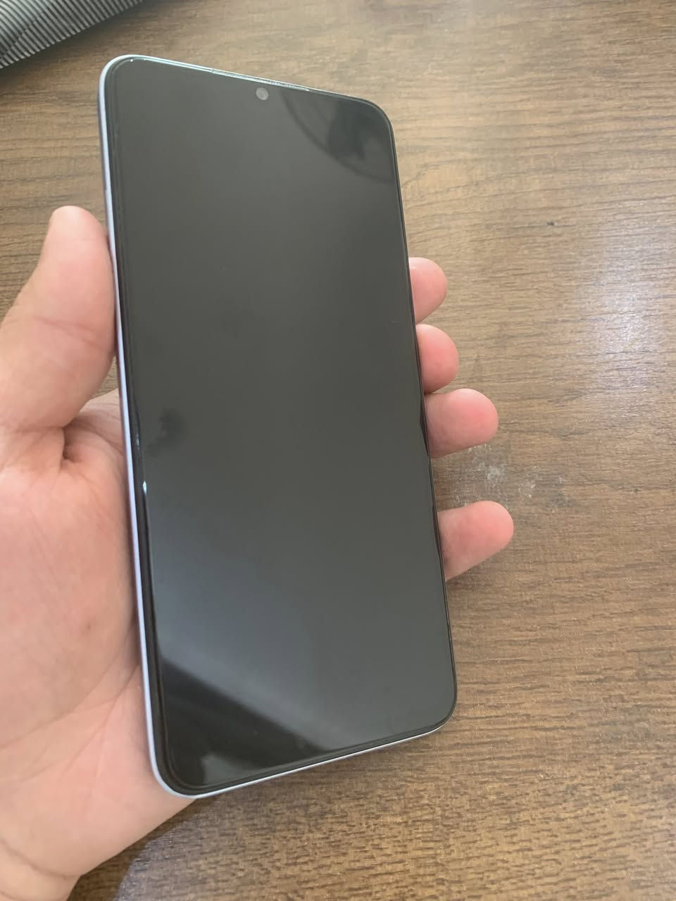 السلام عليكم 
للبيع ريدمي نوت 11E جهاز كلش نضيف ومكفول من اي شي ذاكره 128 شحن تايبسي خطين يأخذ يدعم امنيه بطاريه 5000 السعر ب 100 
مكاني بابل القاسم 📍
استفسار خاص او *********** 📞
