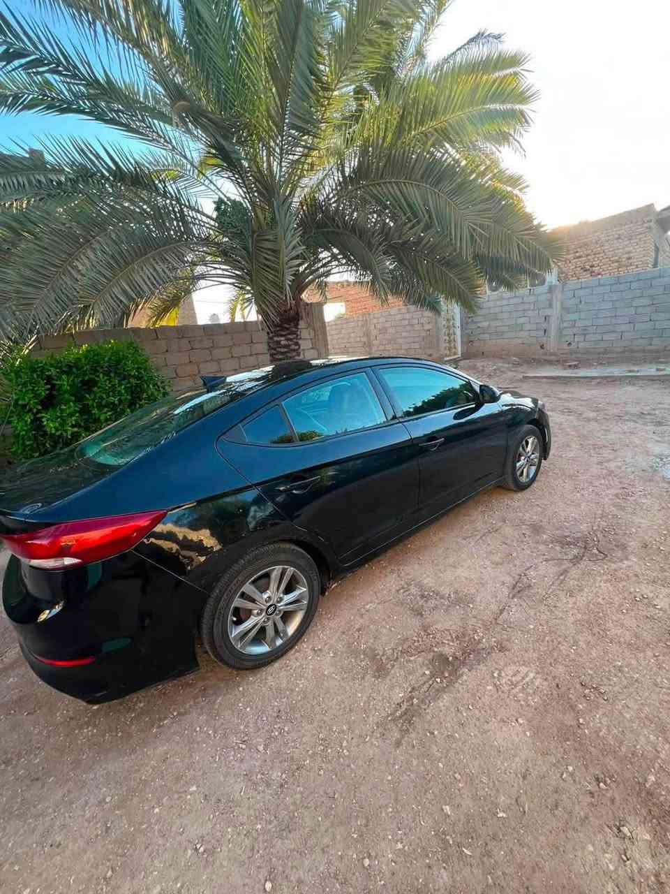 النتره ٢٠١٧ للبيع بيه بس البنيد والسونار بلمنشور
السعر.  ١٠٥
***********
