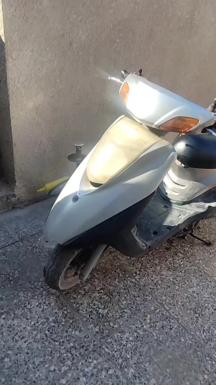 بريز سلف وهندر واشاير ولايت كلها شغاله وقفل جنطه وقفل ستيرن ونكره صبح ودهن جديد دراجه خير من الله السعر 550. مكاني غزاليه 
***********
