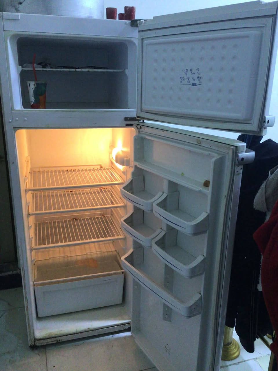 سلام عليكم ثلاجه لبيع مثل ما موجود بل صوره ثلاجه ثواني تكله ثلاجه مشالله كلش قويه لا ثلج


**إذا كنت صاحب هذا الإعلان وتريد حذفه لأي سبب، رجاءا أرسل رسالة إلى الدعم الفني**