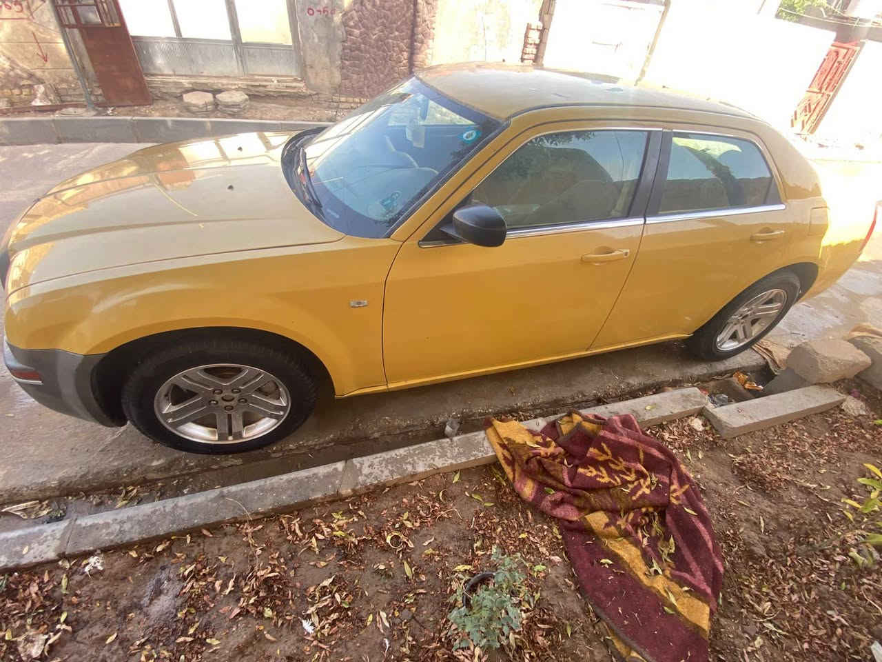 للبيع كلايسلر 300C موديل 2007
محرك 3.5 V6 بحالة ممتازة، مكينة وكير ما بيهن أي ملاحظات، لا تبخير ولا نقصان زيت.

✅ تبريد عايز بس غاز 

✅ مبدل جميع الزيوت والسوائ
السيارة تعرضت حادث أبيعك تاجيه 
✅ السنوية نافذة2029
✅ الغرامات مسدد

الموقع: ذي قار.. الشطره .
السعر: 85 قابل للتفاوض  . ترهم مراوس
للاستفسار: 📞 ***********
