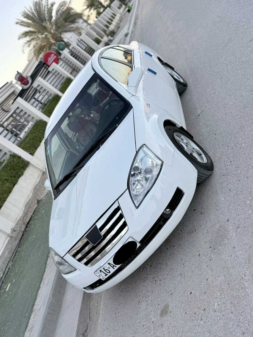 شيري 2013 A5 رقم دولي هزة جديدة سنوية جديدة يعني المداور كلش سهل واني اريد تداور ثاني يوم السيارة على ايدي وكلش جديدة وناعمة وترايها جديد
 الله شاهد صارف عليها فوك ال ٣ ملايين مامخليها عايزة اي شي محرك الفين وكير اوتماتيك ميكانيكي  مكينة وكير نظيفات بدون لاتنقيص ولاتبخير 
حدادية مسويها ادامة كاملة وتخم تاير نظيف
دوشمة على ايدي وغرفتها كلش جديدة السيارة كلش نظيفة وناعمة ومتحتاج اي مصرف ومواصفاتها حساس خلفي وتحكم ستيرن واي بي اس وكشافات واربعة دسك ولايت عدسة
مكفولة من الضربة والتبديل والدواخل وتروح للسونار تنفحص وجانيها بس على ايدي صبغتها لان جاردة وجان بيها تنكيد خياس بسيط هاي كل تفاصيلها وصورها جديدة للعلم اليوم
*********** هذا رقمي وسعرها ٥٠
