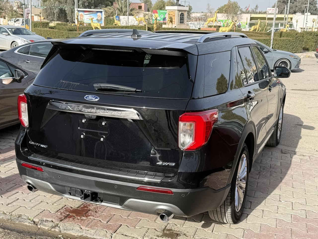 نوع السياره  فورد اكسبلور 
موديل 2024
8 mil ماشيه 
سياره بدون صبغ فقط شبر بارد قبغ جنطه
مواصفات ليمتد فول 
پانوراما كوشن جلد هيتر + تبريد
فورويل 4•4 داخل VIP
شاحنه واير ليس
بعد بي هوايه مواصفات
سياره يترقم شمالي فقط 
للاستفسار ***********
العنوان ديالى خانقين / معرض خانقين للسيارات
