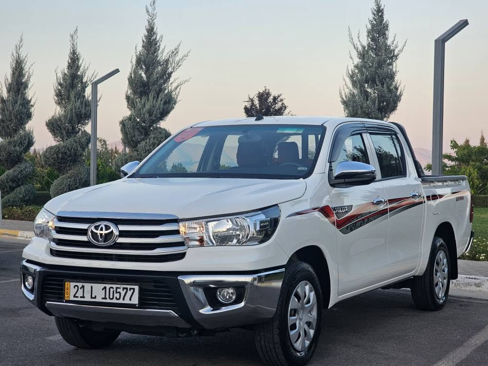 TOYOTA HILUX     2025      
***********

تۆیۆتا هایلۆکس
سفری شەریکە
دەرجە یەك
جەگ و بلاجکتۆر بۆنیت
فۆرمیکا 
چەکمەج
حاسەی بیلاد
تویتەری شان و بلوتوز 
سەیارەکە تەنها      ٢٢    هەزاری حەقیقی ڕۆشتووە
زەمانی شەریکەی ماوە
هیچی پێوە نیە 
کوشن گاعی و باڵ و ناو بۆدی بۆ کراوە
سەیارەکە بێ مەسرەف
جاهیزە بۆ لێخوڕین 

سعری ٢٥٧ گەڵاو کەمێك معامەلەیە

*********** السليمانية, العراق
