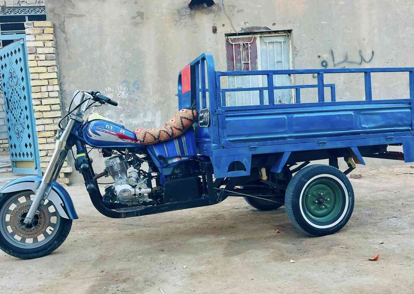 لبيع امتيار موديل  8  مكينه ٢٤  مامفتوحه شاصي شرط رقم اسود بدون راعي سعره ب950 انتصال ***********
