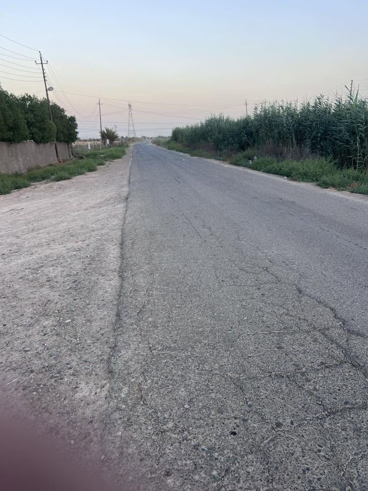 دونم للبيع قرية الخنساء 
الطريق الرابط الخنساء بالجسر الفرنسي 
على الشارع مباشرة مثل ما موضح بالصور 
المنطقه حلوه و هادئه وبيها سكن 
قانون ١٧ 
السعر 50 وبي مجال 

*********** 
للاستفسار اتصال او واتساب
