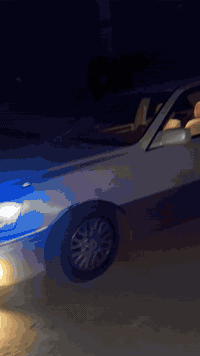 بسم الله
سياره ملكه 2003 فول مواصفات 
-مري شفط 
-لايت زنون
السياره بالحقيقه احلى من الصوره
للأستفسار والتفاصيل اكثر اتصل ***********
مكانها البغدادي 
#اخوان لحد يراسلني ماعرف عنها كلشي اتصل على صاحبها وافتهم منه
