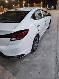 إلنترا ٢٠٢٠ • فول مواصفات • محرك ٢٠٠٠