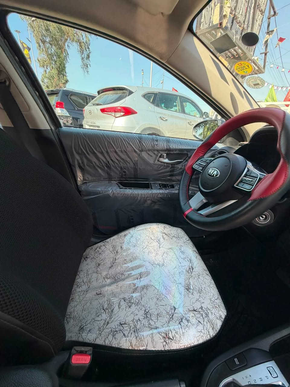 فورتي 2019 وارد امريكي حادث بنيد نفسه وجاملغ مبدول بدون دواخل وبدون ايرباك ماشيا 40الف كفاله السيارة الباقي ليبل واحد تحويل مباشر باسمي محرك مكفول كير at مكفول صدر مكفول تبريد مكفول السيارة جديده حتا الصدر بلادي نص مواصفات رادار تحديد مسار شاشه اعطال السيارة مكانها الكاظمية سعرها 124 وبيها مجال بسبط 
***********
