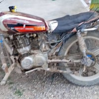 ماطور للبيع السعر 125وبي مجال واذا اكو مراوس هم يرهم حتى اذا فرق 07713...