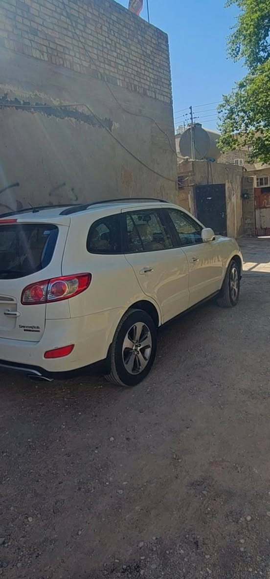 السلام عليكم سنتافي موديل 12 للبيع محرك 6 7ركب رقم بغداد مميز بيها ثلاث قطع صبغ سياره فول بصمه فتحه كاميرات حساسات كشن كهربائي سعر 158     ***********
