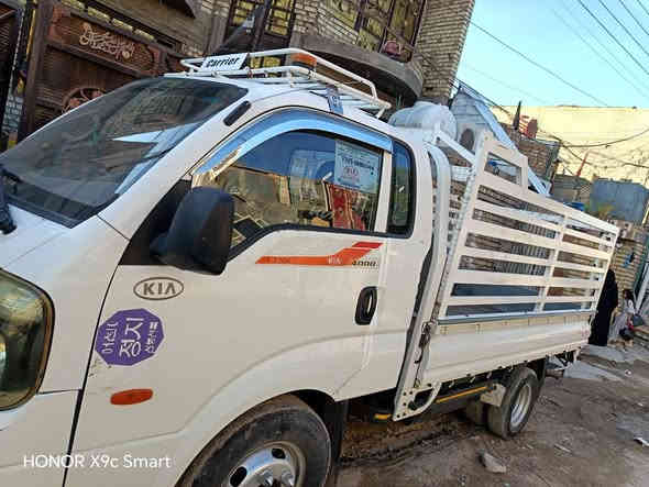 السلام عليكم فحل مسكر
موديل 17 
مكينه جديده حاويه شادها اقل من شهر 
المكان بغداد حي نصر 
الرقم بابل 
ضربتها لغد السكن ما واصل الدواخل ولا شاصي 
السعر 117 بيها مجال قليل 
***********
