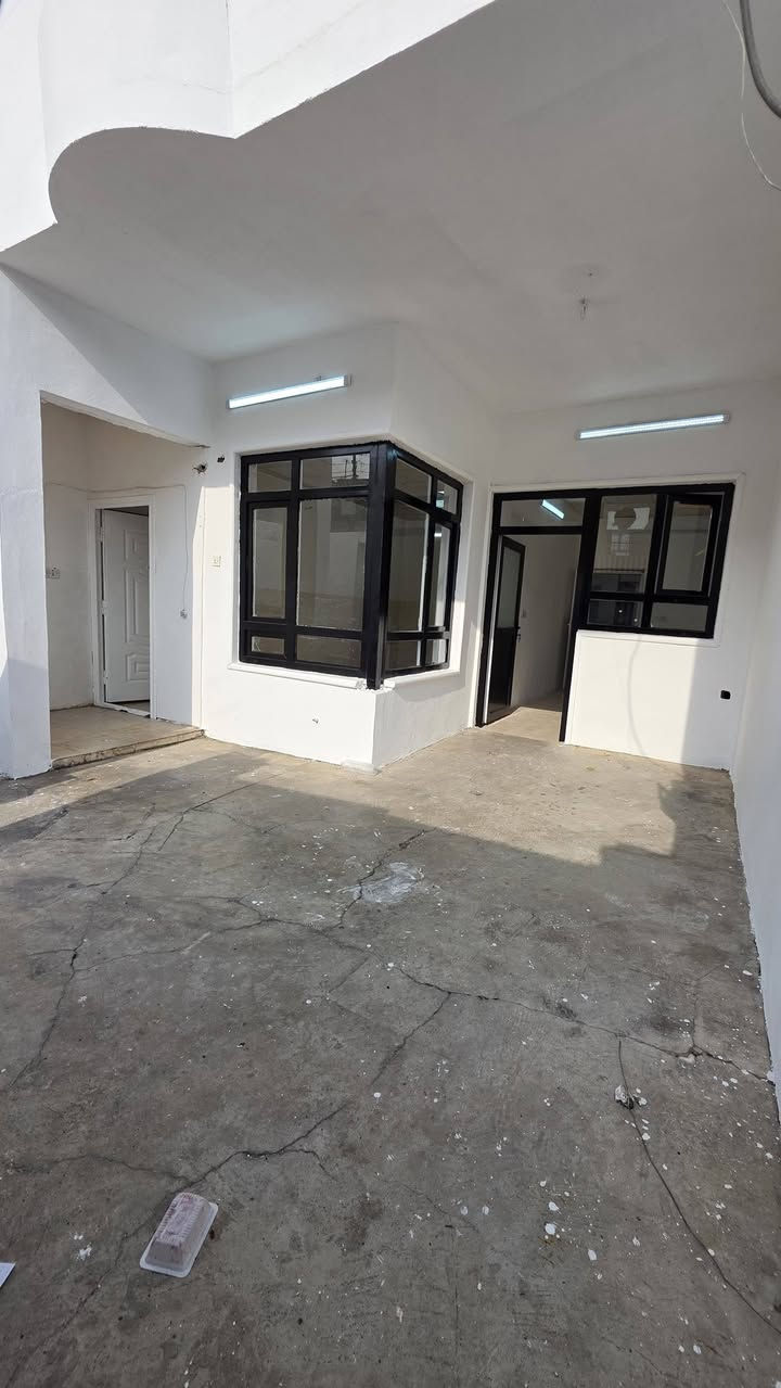 🏦#خانووی  پاک و خاوێن  لەموقیعی باش  بۆفرۆشتن 
🌍#شوێن || هەولێر گەڕەکی پێنجی حسارۆك قاطع هاوكاری                 #نزیک شەقامی کۆڕنیش
#لەسەر شەقامی 10مەتری                                                  🧱#ڕووبەری|| 125مەتر 
🗄#پێک هاتوەلە|| دیوەخان و  1 ژوری نوستن و مطبخ  و 1هۆل و 1حمام  بەیتونە   
💰#ڕووی قیبلەیە
📠#بۆ پەیوەندی کردن
📴فایبر واتساب ***********
📴فایبر واتساب 
ــــــــــــــــــــــــــــــــــــــــــــــــــــــــــــــــــــــ
🏦#بيت   طابو موقع ممیز  للبیع
 🌍#الموقع ||  اربیل حي خمسة حصاروك  قاطع هاوكاري                     #قریب من شارع کورنیش
#علی شارع 10متری                                                          🧱#المساحة ||  125متر 
🗄#یتکون بیت || استقبال  و غرفة نوم مطبخ و  صاله و حمام   بیتونە 
💰#اتجاە قیبلە
📠#للاستفسار اتصلوا ........
📴فایبر واتساب ***********
