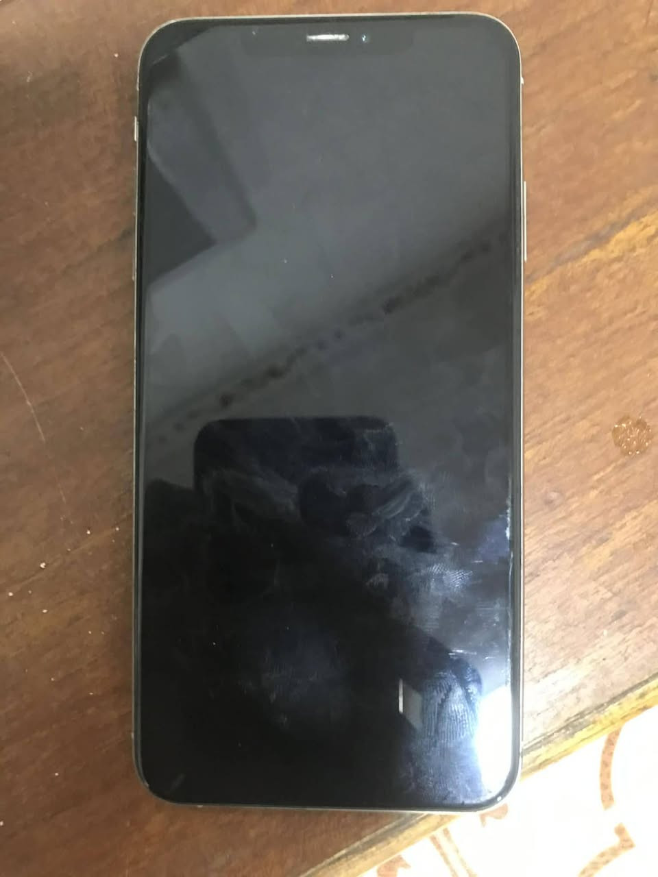 ___ السعر 💵 ❗️ 200 ❗️💵___
📱ايفون اكس ماكس
✨ السعه : 256  
 ✨البطارية: 🔋 77 %
⚡️ امريكي
⚡️مكفول ✅
⚡️ سعره 200 
⚡️ملحقاتة كيبل وكفر 
❄️الموقع: بابل محاويل  توصيل ماكو 

✨تواصل خاص او اتصل 

☎️   ***********
