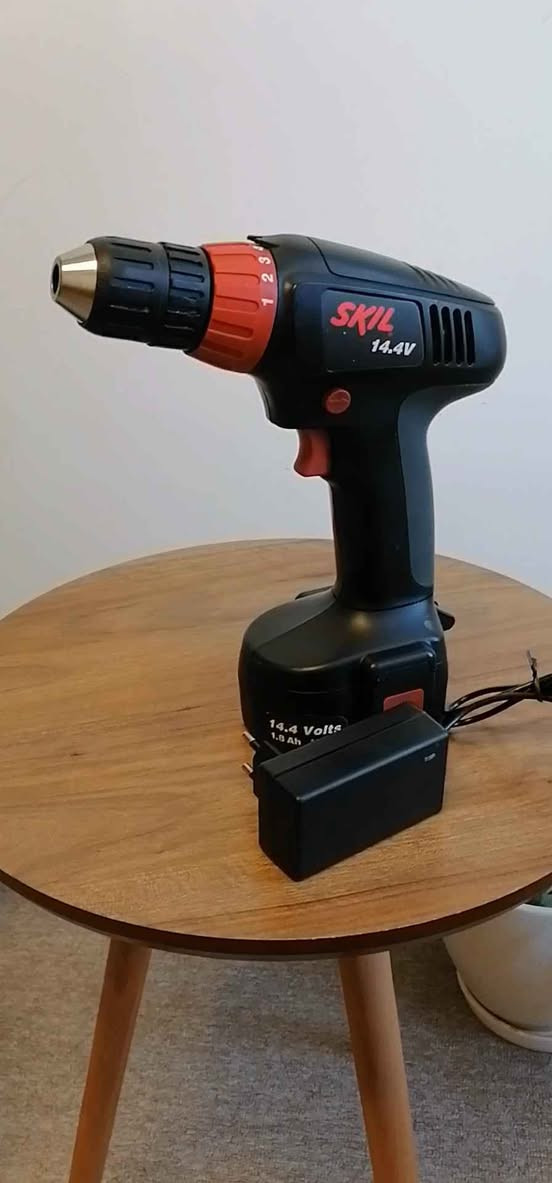 دریل شه حن پاک و بئ عه یبه 
یه ك پاتری و شاحنه ی خوی له گه له
زور مه زبوت ئیش اکات 
نرخی 20 هه زار
سلیمانی السليمانية, العراق


**إذا كنت صاحب هذا الإعلان وتريد حذفه لأي سبب، رجاءا أرسل رسالة إلى الدعم الفني**