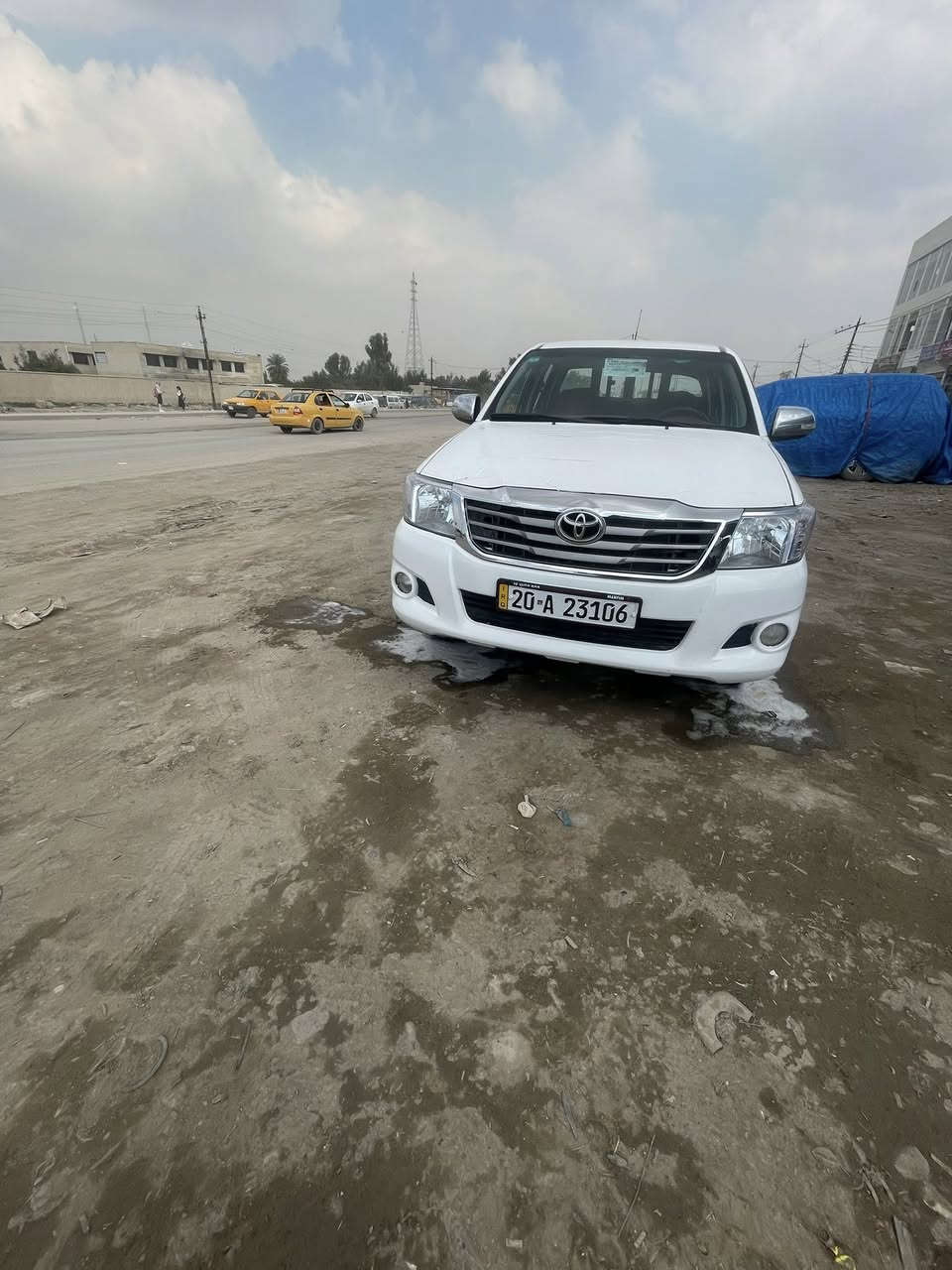 سلام عليكم للبيع بيكم فلاونزه موديل 2012 رقم ديالى دولي تحويل مباشر مكان السياره بغداد كير اوتماتيك محرك ما مفتوح بلادي لا صرف ولا بخار السعر 158 وبيهه مجال للاستفسار ***********
