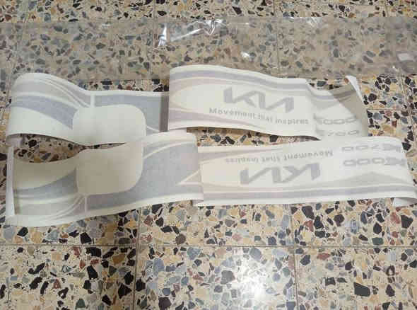 السلام عليكم
استيكرات للبيع مال  بدي كيه حمل موديل ٢٠٢٤ بلادي مال الشركة الله شاهد قيم واخذ
***********
