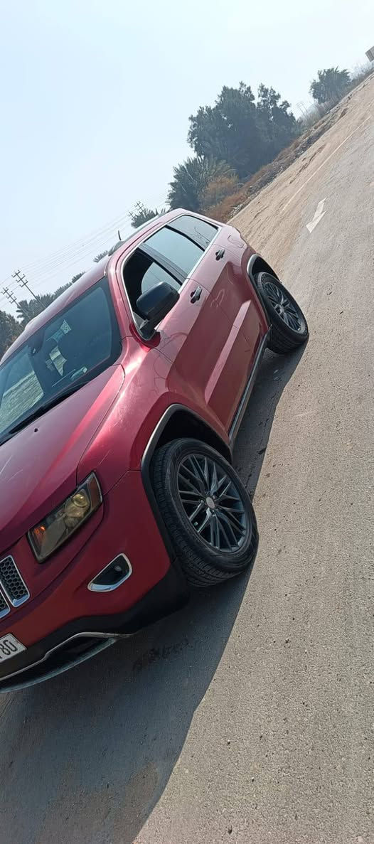 جيب لاريدو مديل 12 ضربته جاملق وبنيد سياره جاهزه اي نقص مابيه حداديه مكينه كير كفاله بيع وامراوس مكاني ناصريه سعر على الخاص


**إذا كنت صاحب هذا الإعلان وتريد حذفه لأي سبب، رجاءا أرسل رسالة إلى الدعم الفني**