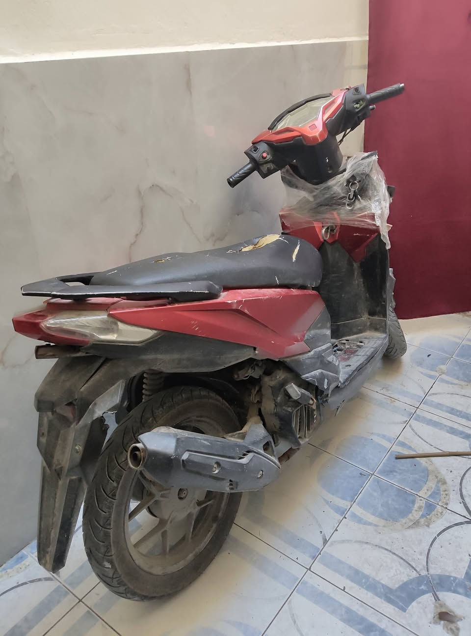 دراجة هوندا GTS150
مكينة 150 دراجة شغاله سلف اتشغل وتطلع 
الدراجة ما مغسولة 
سعرها 250 وبيها مجال 
مكاني بغداد مدينة الصدر


**إذا كنت صاحب هذا الإعلان وتريد حذفه لأي سبب، رجاءا أرسل رسالة إلى الدعم الفني**