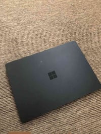 Surface laptop 3 13.5 لمس حديث جيل عاشر السعر ٣٥٠ الف قفل بيع فقط Core...