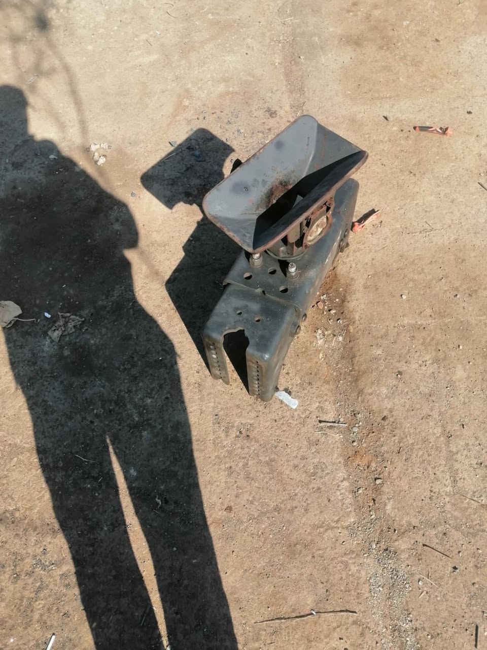 سلام عليكم كاسحه فالفو مع هوك للبيع 

‭٠٧٧٠ ٢٣٧ ٩٨٩٦‬
