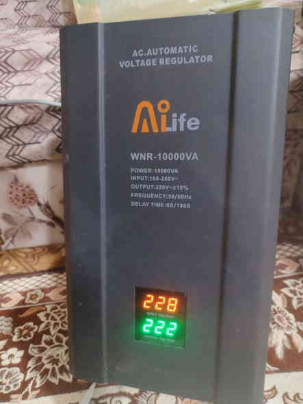 سلام عليكم رافع قدره 10 كيفي 40 امبير شغال 
السعر خاص او اتصل هـ***********
