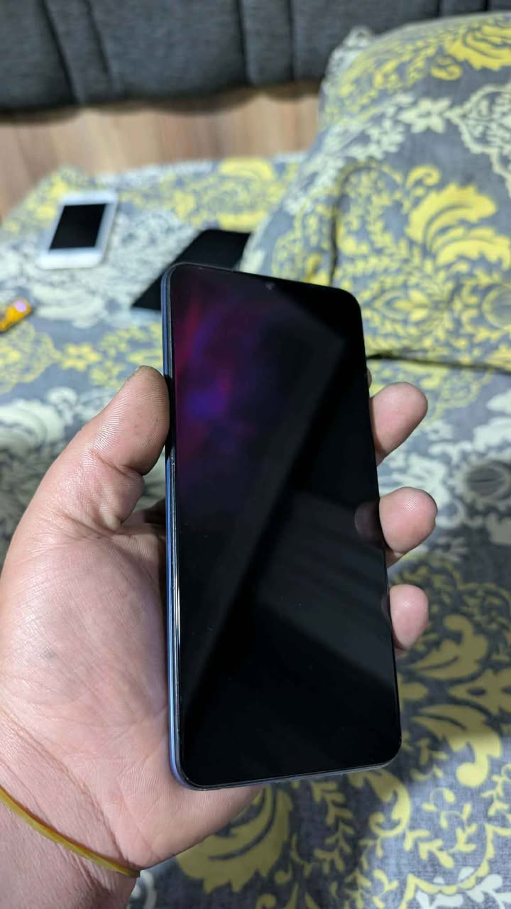 vivo y51
snapdragon 662
128گێگا
رام8
شەحن تایپ سی
۲سیم کارد+میمۆری
شاشەی لۆکە بێ شوخت
بۆ یاری و کاری رۆژانە گونجاوە
بورغی بانەدراوە هی دەستی خۆمانە 
تەنها پشتی لەگەل کەڤەر وای لێ هاتووە
هەموو قەلبی بەزەمان
نرخ ٨٥ هەزار دینار
شوێن هەولێر
*********** أربيل, العراق
