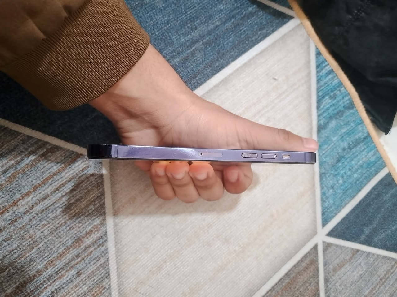 سلام عليكم iPhone 14 Pro ماكس أمريكي مبدل شاشة ‏والفيس ID شغال بطارية 90 ذاكرته 256 الجهاز دبل خط مكان النجف الاشرف السعر 700
‏***********
