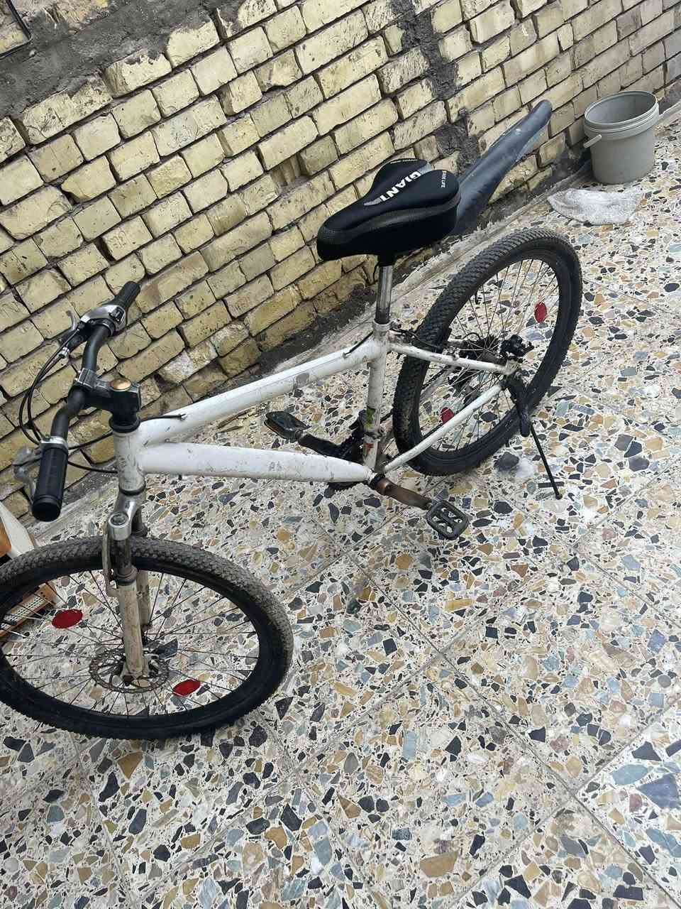 باسكل ماركه جاينت جبلي حجم ٢٦ بريكات وتايرات جدد  
+ سرعه شديتله ب ٧٠ وبيه مجال مكاني العبيدي 
رقمي ***********
