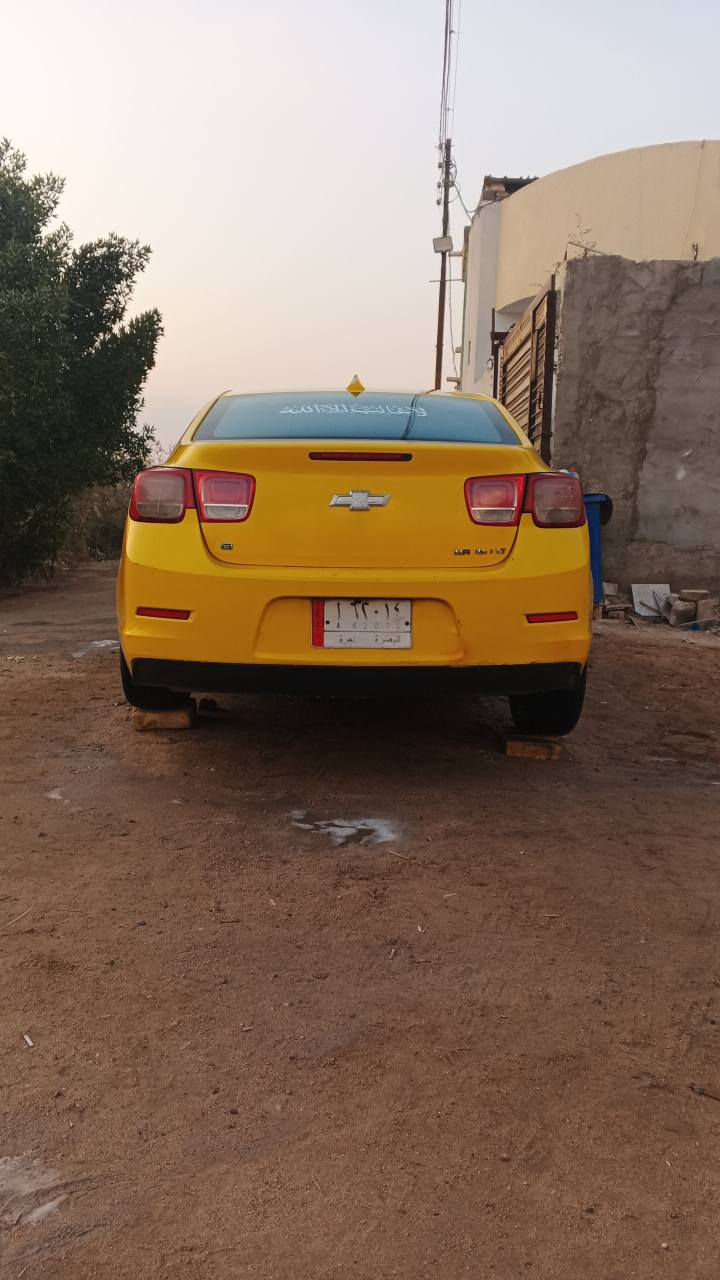 ماليبو 2014 وارد امريكي 
محرك 2500 كير 6 نمر 
شاشه كامره 
قفل سرعه 
اشاير بلمري 
تايرات جدد 
باتري جديد 
حداده 70%
كشن جلد ومخمل 
منضومه البانزين جديده وبلكات 
سياره جاهزه سنويه بعدها ما منتهيه مصفره هيئه وغرامات السعر 73 
*********** تواصل واتساب البصرة, العراق
