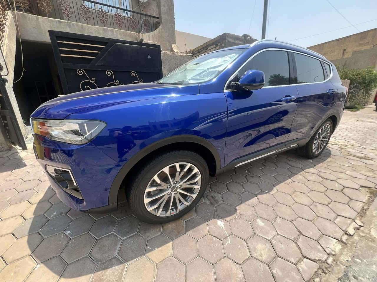 هافال H6 2019
محرك2000 تيربو وكير 7 نمر  
ماشي 67
بصمة تشغيل + دخول ذكي بصمه عدد 2
شاشة وسطية كبيرة + عدادات ديجيتال
كاميرات 360 درجة
حساسات أمامي وخلفي
أنظمة الأمان المتطورة:
 مانع تصادم
المحافظة على المسار
نقطة عمياء + علامات ترحب
مثبت سرعة راداري
‏ESP + مانع انزلاق
3 انضمه قيادة عادي وايكو واسبورت
كشنات جلد + تحكم كهرباء
 تدفئة كشنات مع الاستيرن 
أناره LED أمامية وخلفي
هاند بريك كربائي. + اوتو بارك توقف ذاتي
السعر 135$
موبايل ***********
