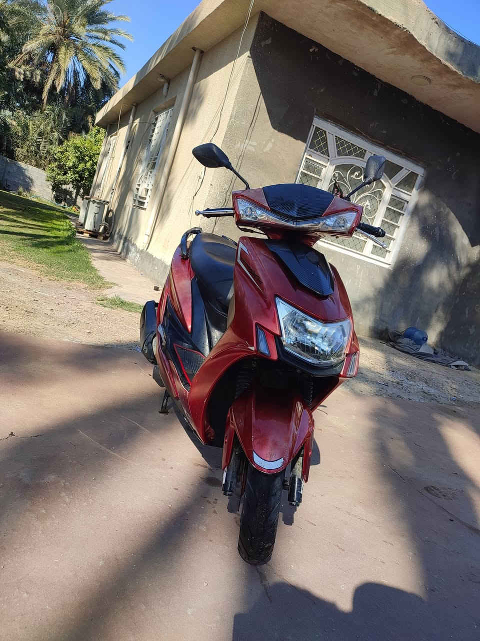 السلام عليكم دراجه سكنز محرك ياباني معدل 120تقفل دراجه خير من الله ناعمه فول اي صوت ما بيه موديل حديث ودراجه عشوفت عينك تعجبك للبيع مابيه اي نقص كلشي شغال بيه السعر 700وبيه مجال مكاني مسيب حي معلمين رقمي ***********
