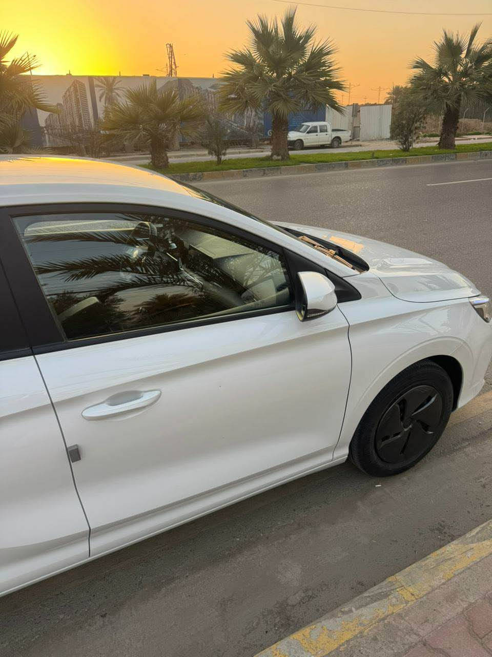 MG 3 2025 
12000 رۆیشتیە بێ سبوغ سبوغ تەنك قۆپەکی گچکەی لە چاملغی پێشەوە هەبوو بە pdr  چاکم کردیە دیار نیە هیچی دیکەی نیە لە دەعامی لۆ دەعامی بەشەرت بە ناوی خۆمە بەناوکردن وەکالە بەشەرت نرخی 102 مەجالەکی کەم لە هەولێرە 
*********** أربيل, العراق
