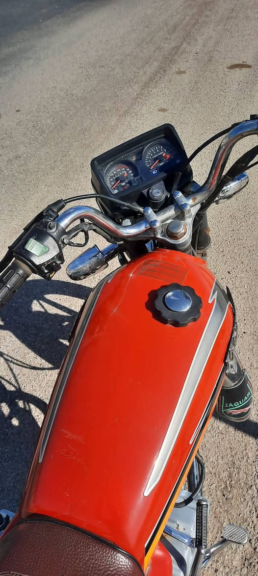 ماطور جيني 5 كير مابيه عيب موديل 2017 شراي يخابر على رقم ***********
