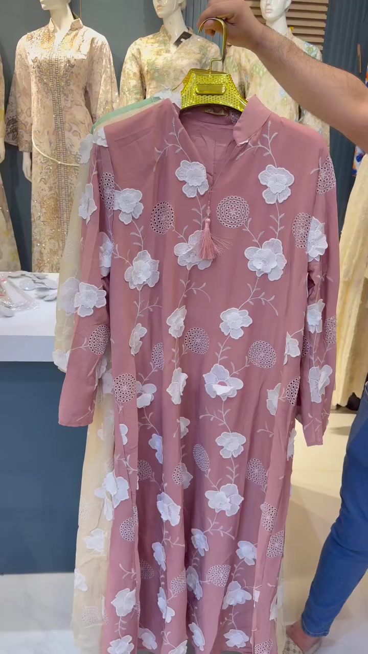 لمعرفة السعر اكتب (تم) الموديلات حصرية والا تخبل
الموصل سوق المثنى مقابل الجامع  اكيد احنا الافضل في عالم الكلابيات


**إذا كنت صاحب هذا الإعلان وتريد حذفه لأي سبب، رجاءا أرسل رسالة إلى الدعم الفني**