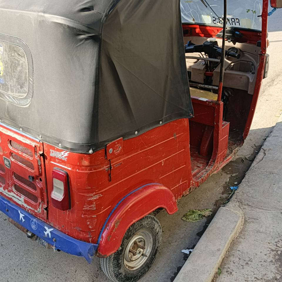 تكتك باجاج مديل 19 شهر لواحد  اوراق تك تك كامله خير من الله تطلع كبل الشارع 
دبلات جديده كلجات جديده تجفبت جديد 
***********
 الاتصال على الرقم مكاني بغداد الامين الثانيه بغداد, العراق
