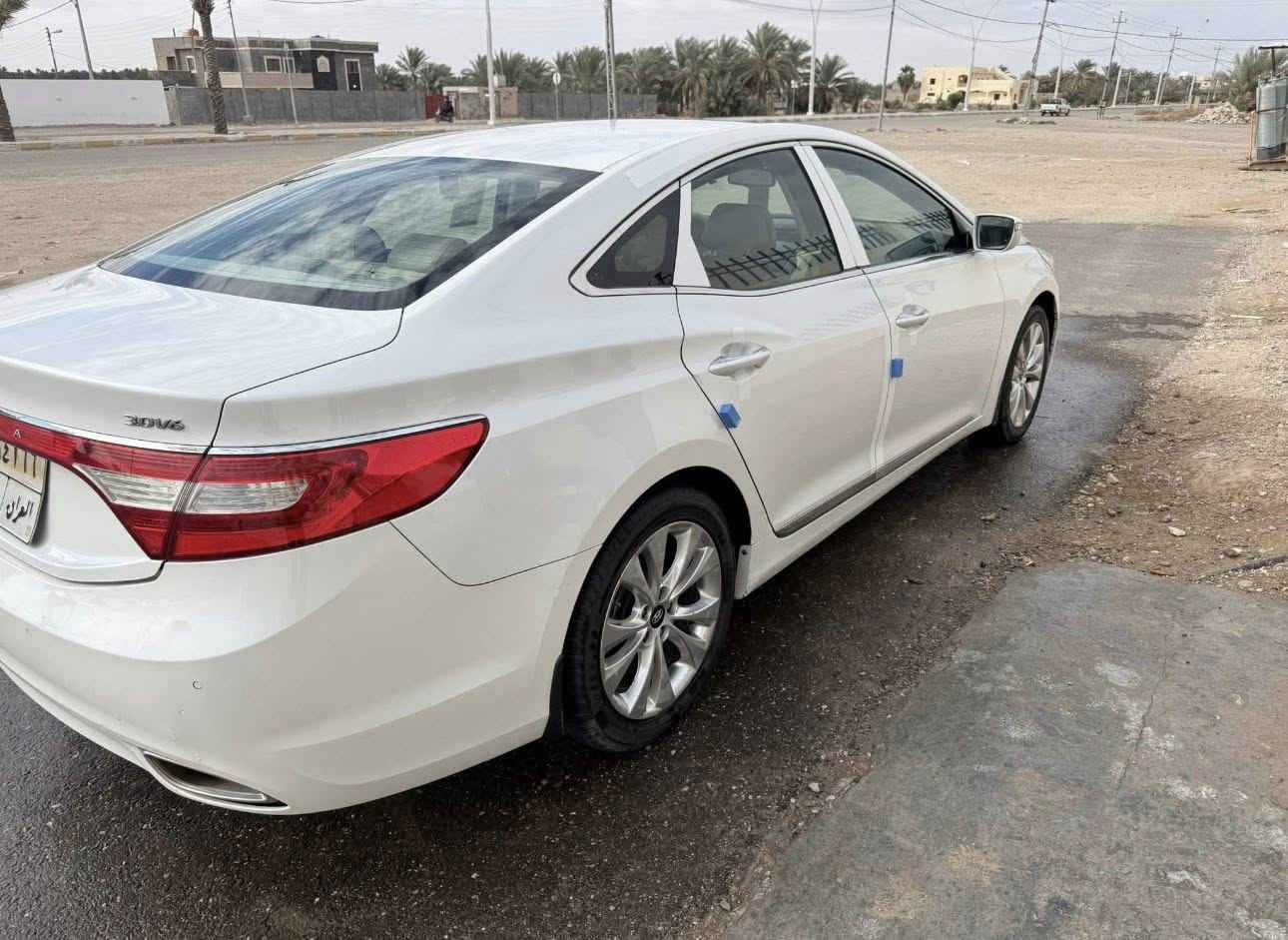 ازيرا موديل ٢٠١٢ خليجي فول مواصفات عدا البانوراما  

رقم سليمانيه 

مكفوله  كفاله عامه من الصبغ 

محرك مكفول من تنقيص والتبخير 

كيرها مكفول. 

ماشه ١٨٠ كم 

السعر ١٢٢ وبيها مجال 

للاستفسار /***********
