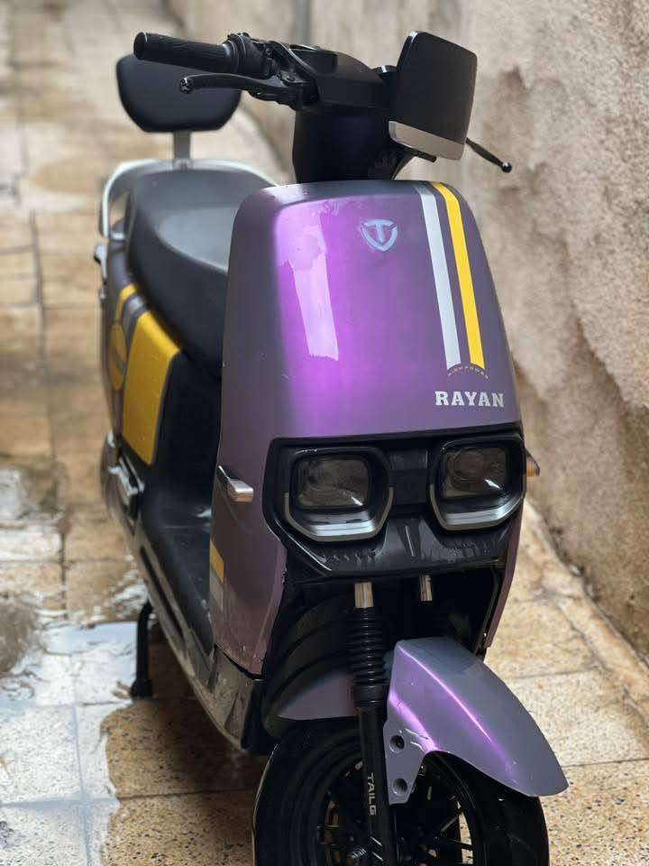 للبيع ماطور ريان 2025 
ست بطاريات 23 امبير ملف 1200
استخدام 5اشهر بطاريات شرط الفحص
السعر 750 وبي مجال
للتواصل على الخاص


**إذا كنت صاحب هذا الإعلان وتريد حذفه لأي سبب، رجاءا أرسل رسالة إلى الدعم الفني**