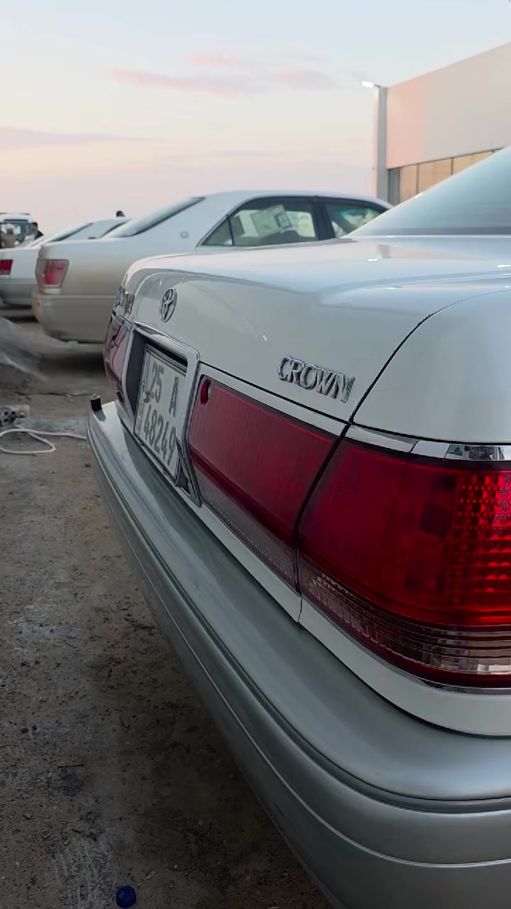 ملكه البيع فول موصفات عده الفتحه  رقم نكليزي ماداور ثاني يوم
4 دكم ديفور جبير  كرستال  تحويره نجف فوك وجوه  
مبدل بيه ربع المامي فقط الباقي كفاله عامه
سعر 140 وبيه مجال مكان نجف ***********
