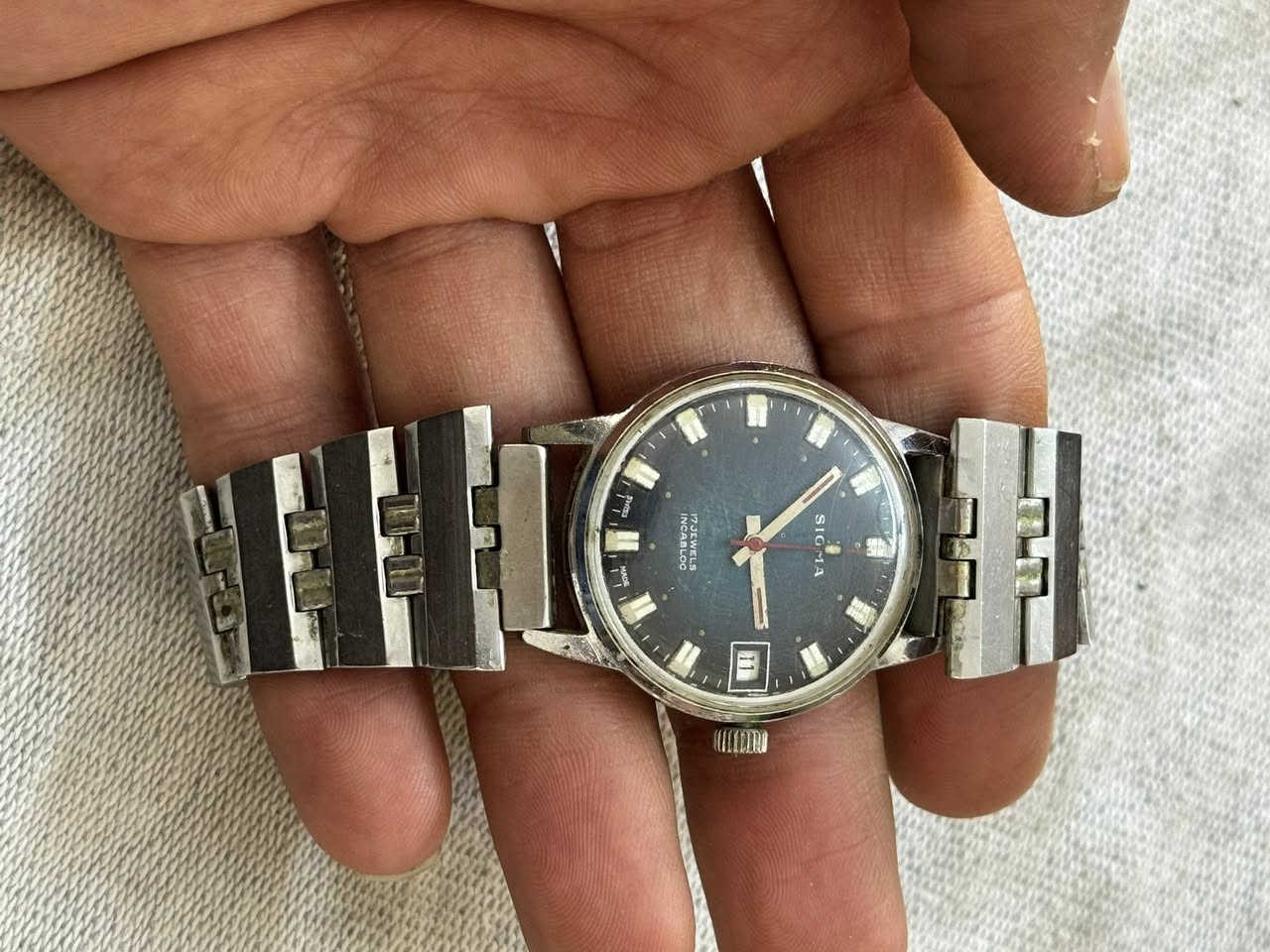 مجموعة ساعات للبيع
سويسري /ياياني 
تكويك/توماتيك
عدد 30
شغل مضبوط 
نظافة تامة
الاسعار مختلفة 
يوجد توصيل لجميع المحافظات 
***********
