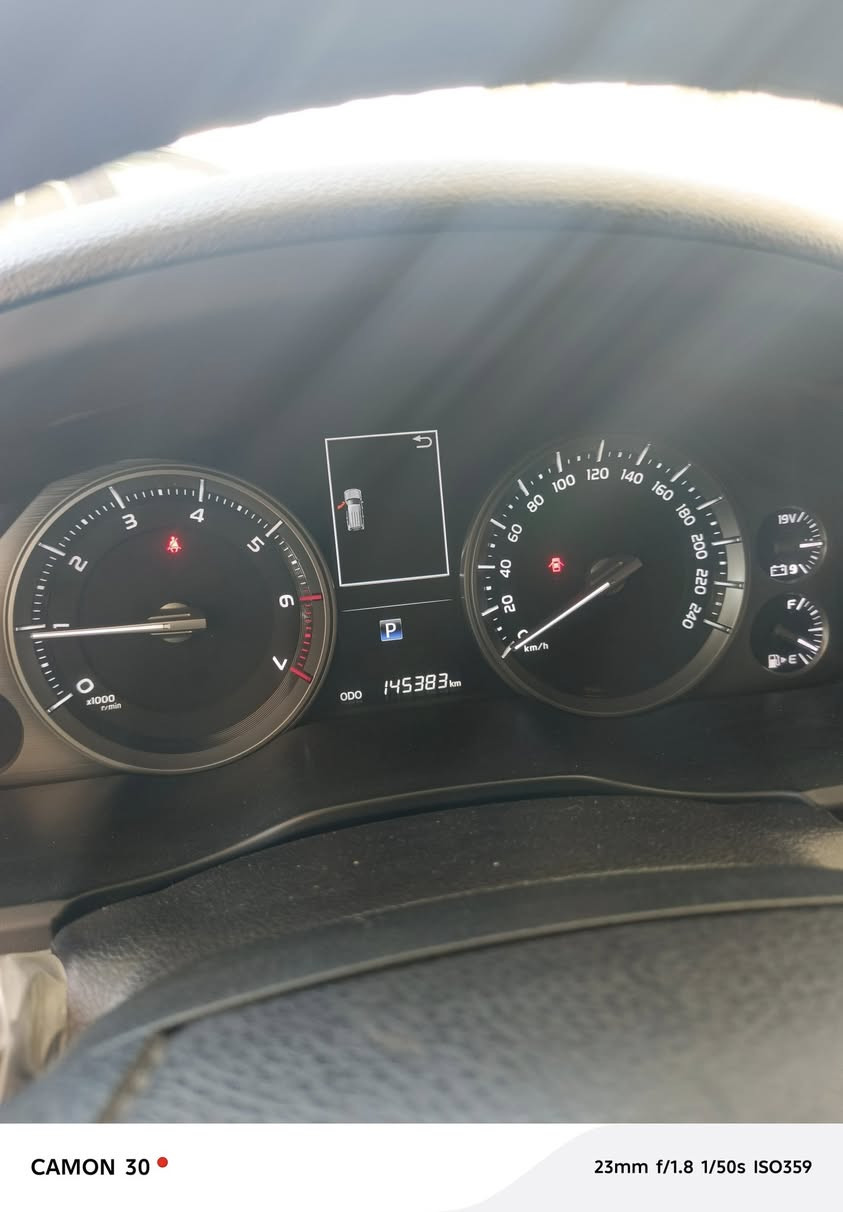 للبيع لاندكروز موديل 21 سياره ماشيه 145 جديده سياره فطيم كفاله عامه فول مواصفات للاستفسار على هذا الرقم *********** مكان سياره بغداد الراشديه
