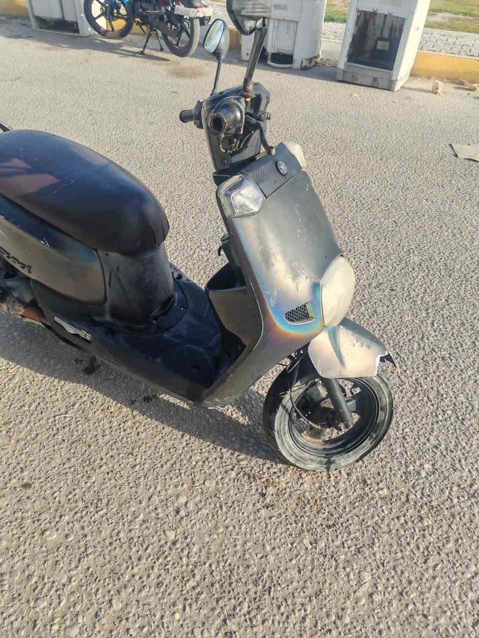 السلام عليكم ورحمة الله مرخصة المدير دراجة بوليس حاوية صار 9اشهر ماخذها نوزل مو كابريتة كلشي شغال كفاله كلشي مكاني كربلاء المقدسة قرب مستشفى الولادة  رقمي ***********  السعر 850
