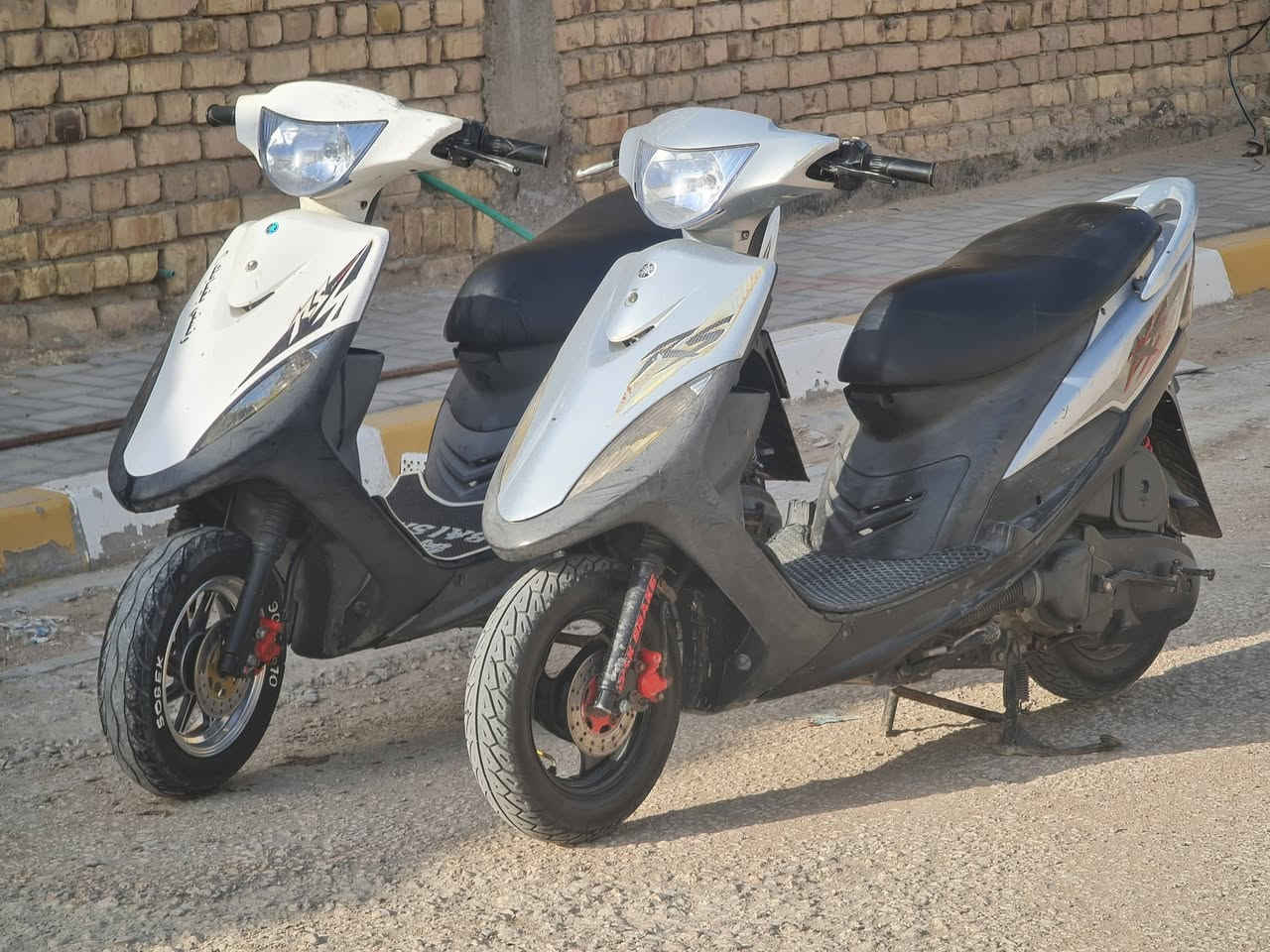 السلام عليكم دراجات للبيع ماكسات كفاله عامه من كلشي سعر الوحده ٨٠٠ وبيها مجال مكان دوانيه قضاء ال بدير رقم صاحب الدراجات *********** معه تحياتي للجميع ✈️✈️
